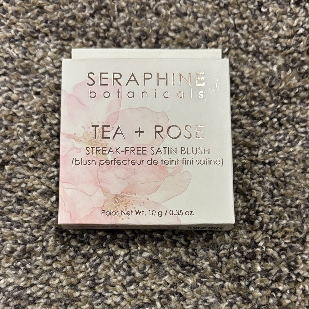 Seraphine Botanicals Tea + Rose Blush in Peach